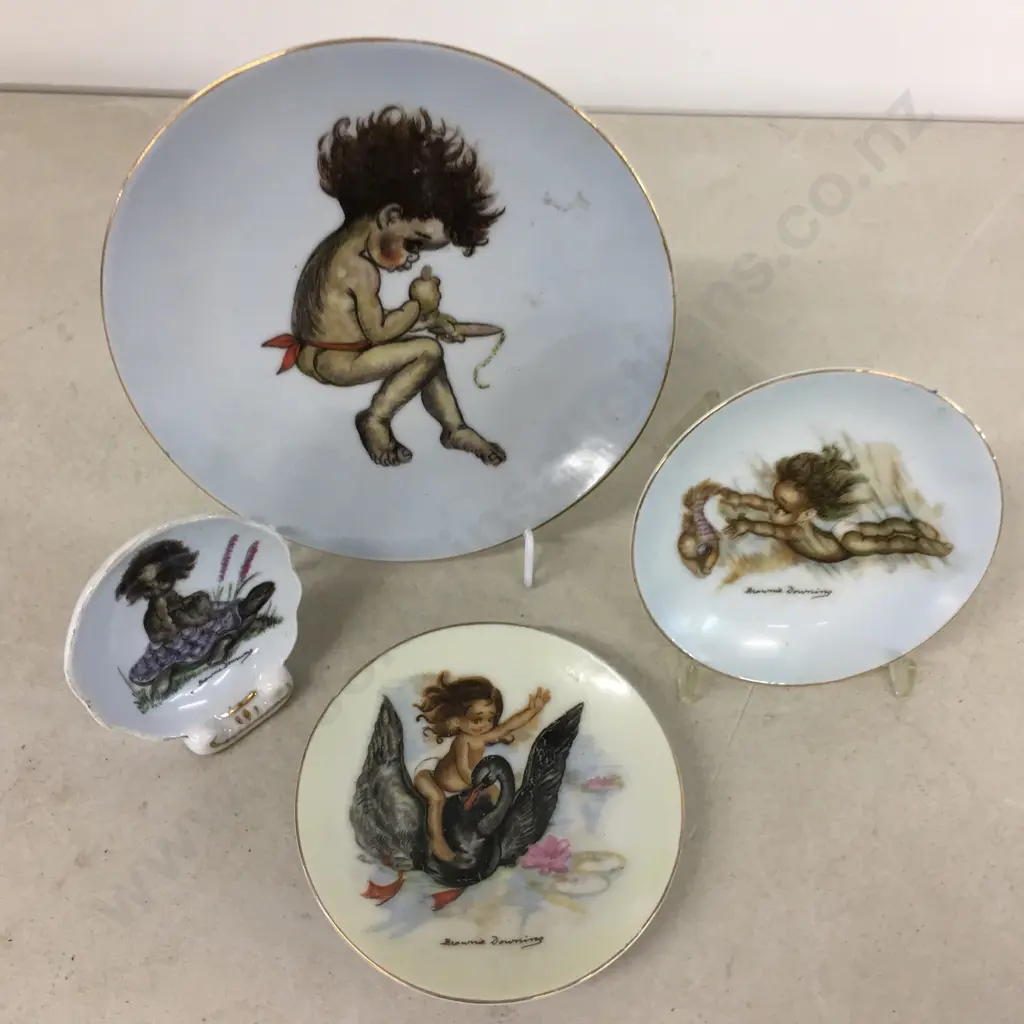 Brownie Downing Plates x4  Image 1++